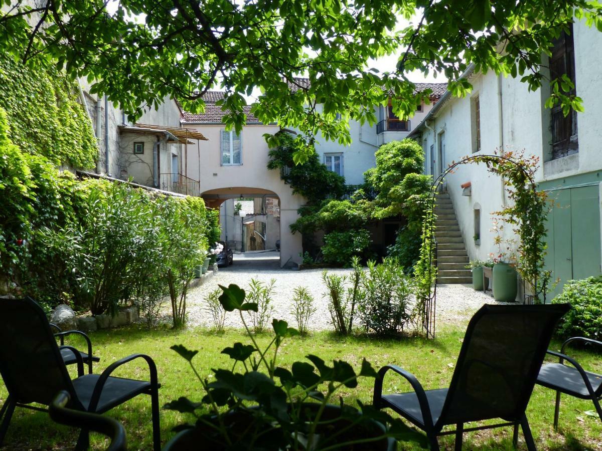 Bed and Breakfast Les Glycines Le Vigan  Exteriér fotografie